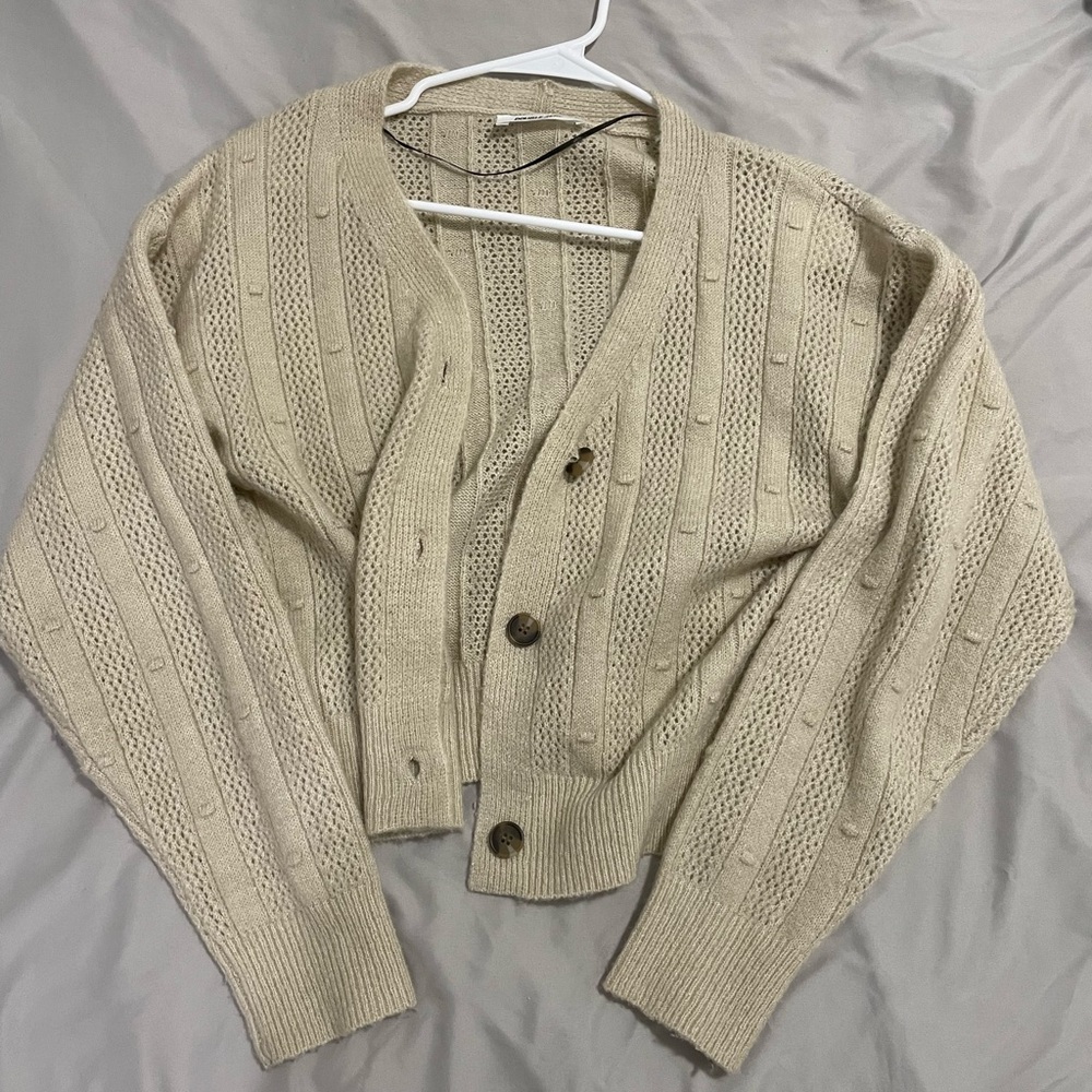 Cropped sweater